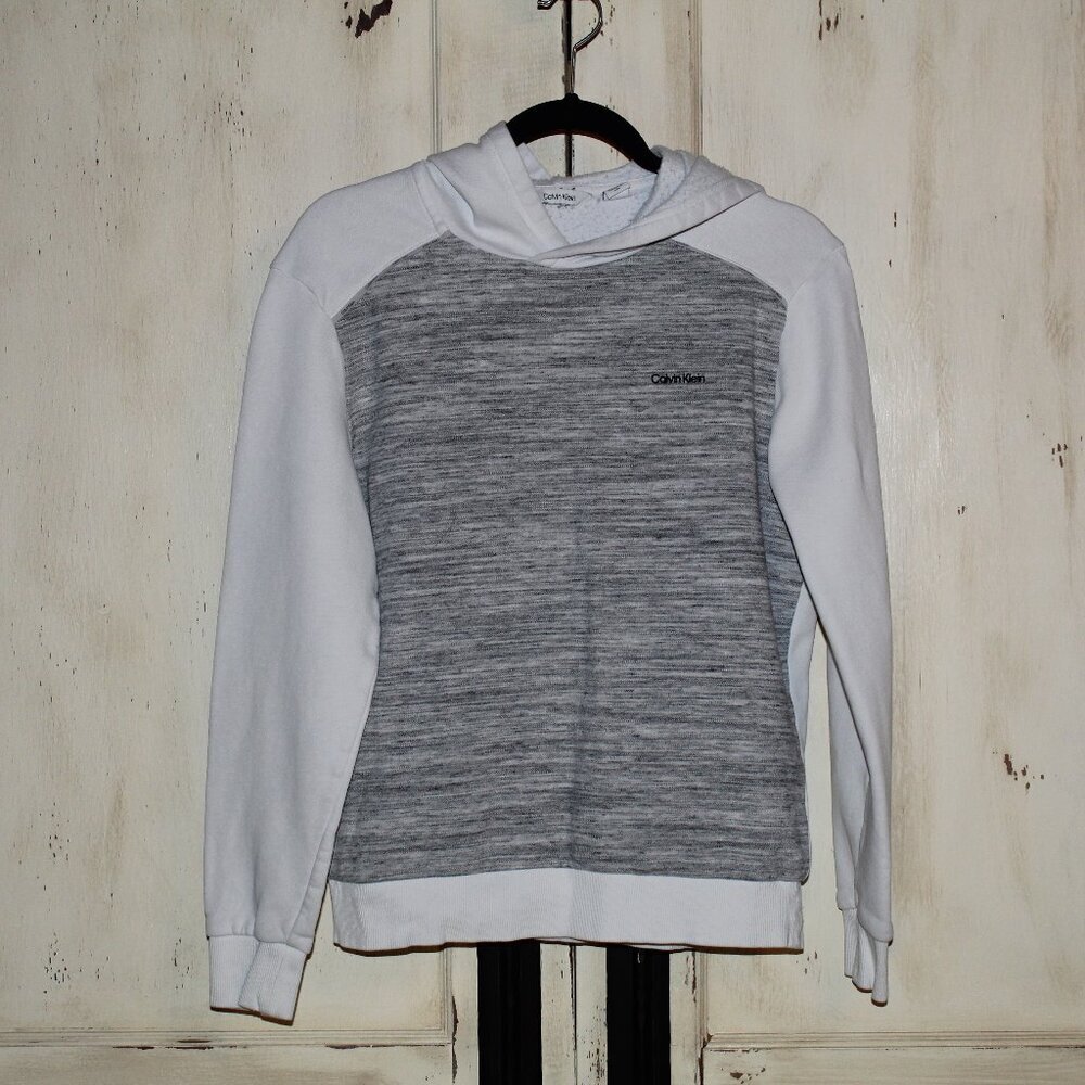 Calvin Klein Men's Heather gray and white long sleeve hooded sweatshirt size‎ S